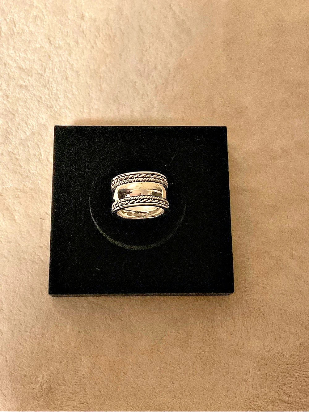 Binz Silver-Tone Ring Size 10 NWT